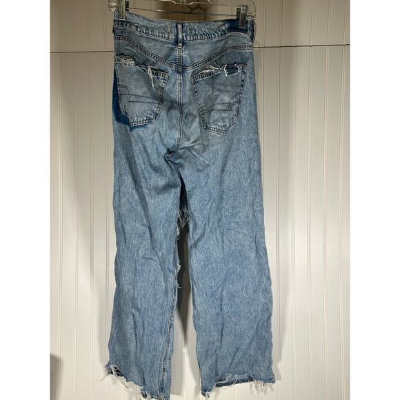 American Eagle Jeans Womens Blue Mom Jeans Distressed Straight Leg Size 4 - Picture 4 of 9